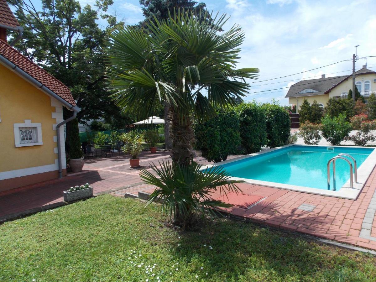 Eden Villa Apartmanhaz Balatonfured Ngoại thất bức ảnh