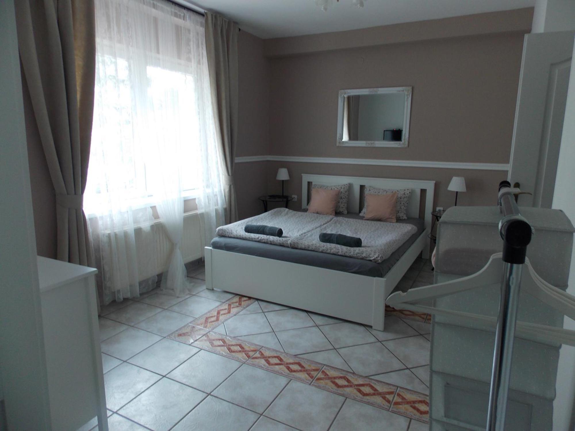 Eden Villa Apartmanhaz Balatonfured Ngoại thất bức ảnh