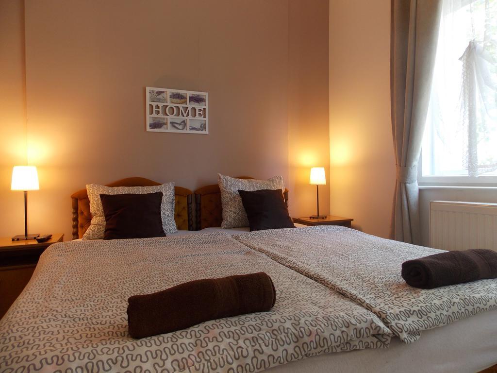 Eden Villa Apartmanhaz Balatonfured Ngoại thất bức ảnh