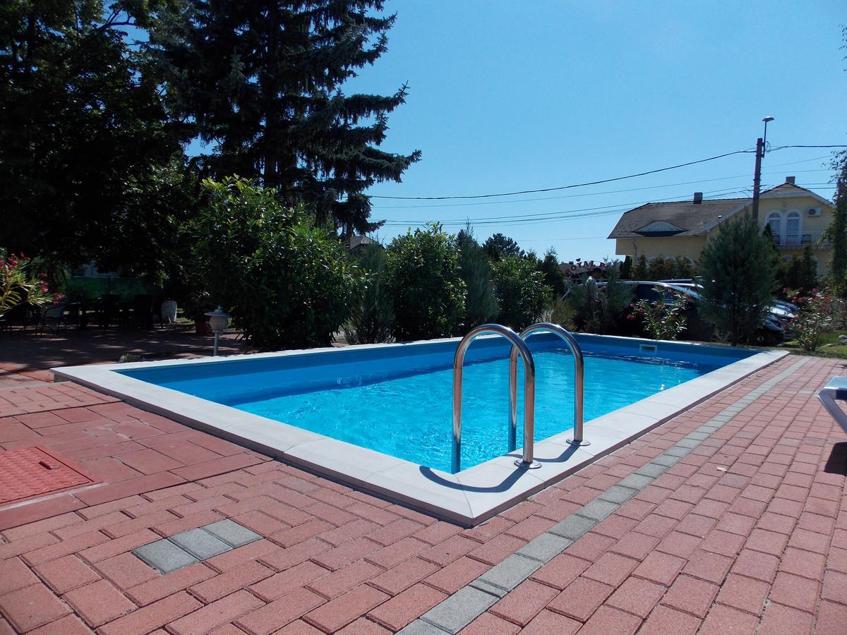 Eden Villa Apartmanhaz Balatonfured Ngoại thất bức ảnh